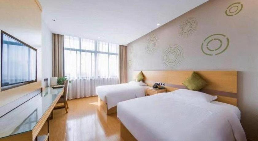 GreenTree Inn Chuzhou Langya Mountain Scenic Area Xijian Road 20/40