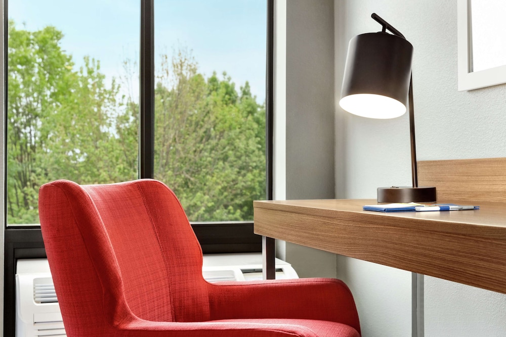 Hampton Inn Kansas City/Blue Springs 35/36