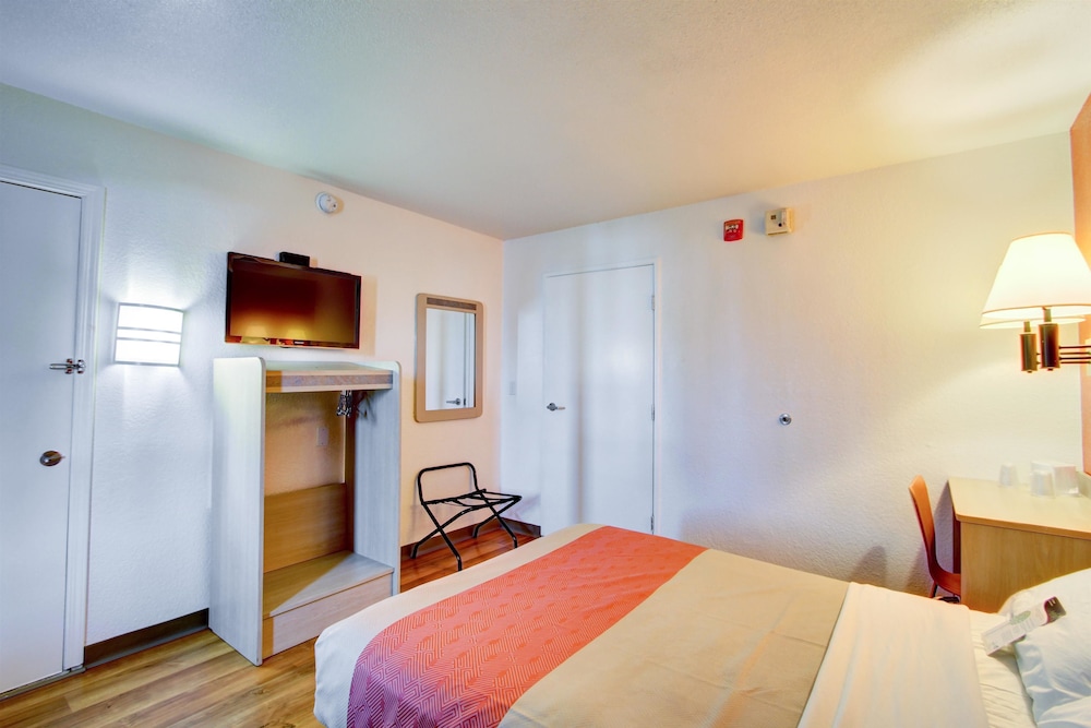 Motel6 La Mesa, CA - San Diego 18/58