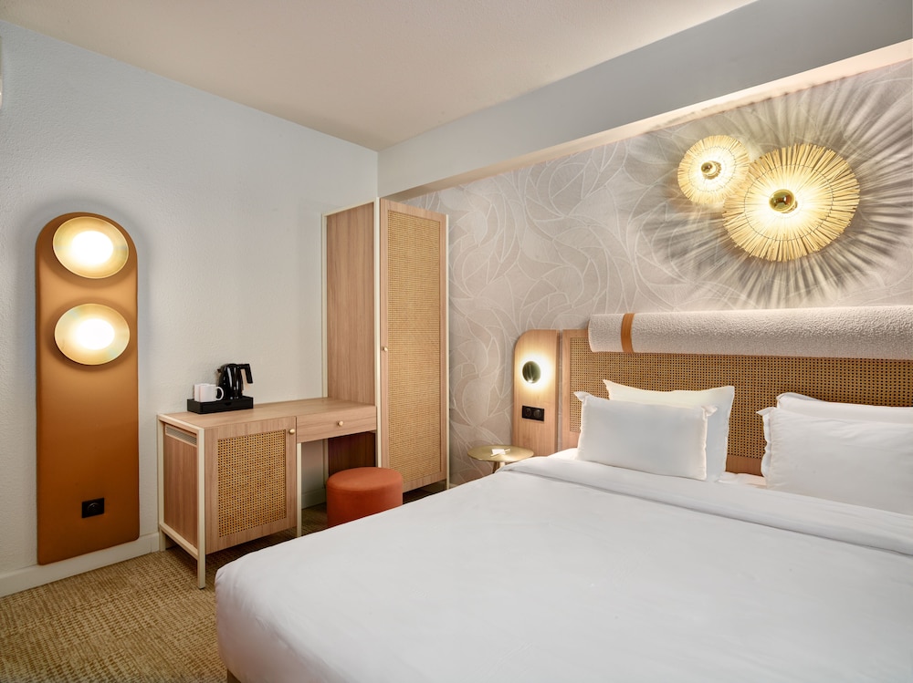 KYRIAD PRESTIGE CLERMONT FERRAND 17/76