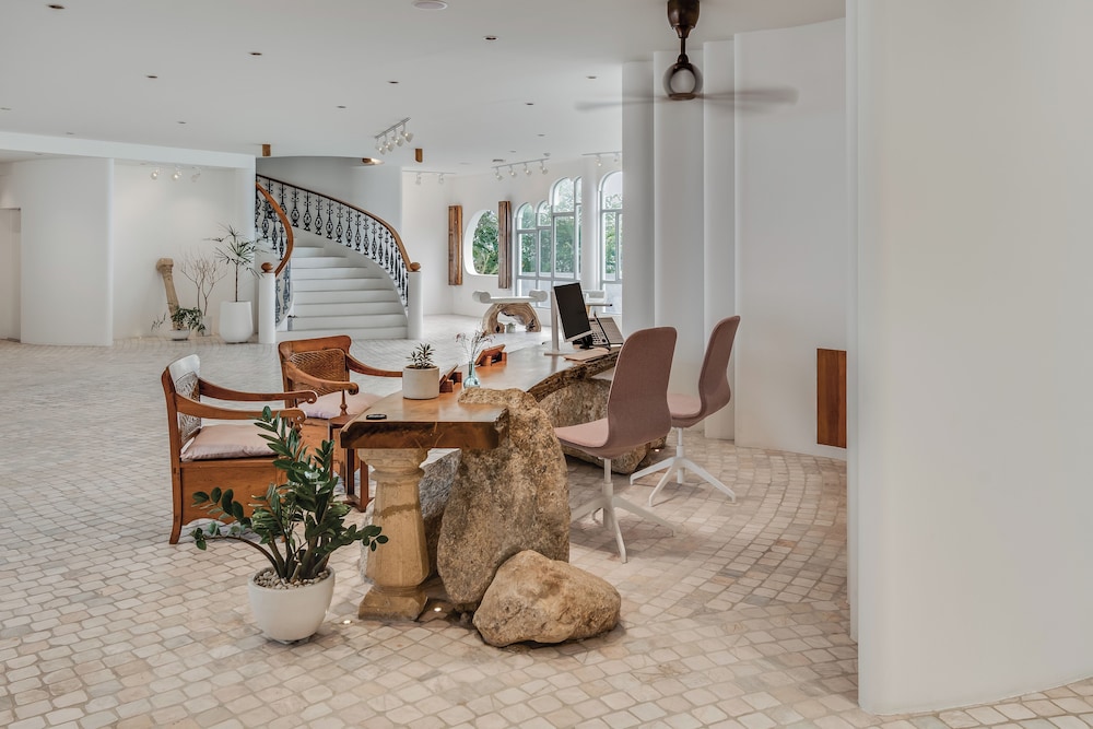 Ampersand Resort 37/50