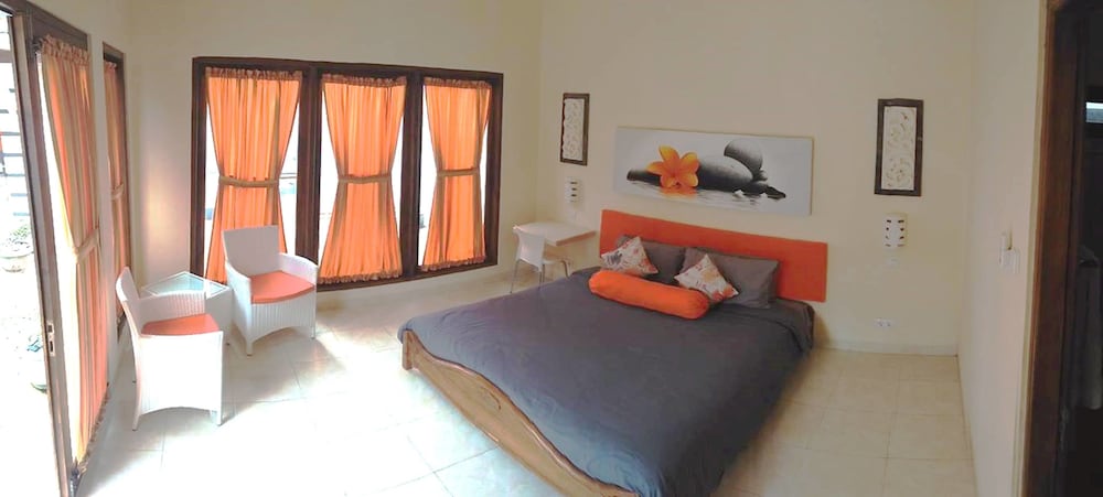 Villa Agung Beach Inn 27/65
