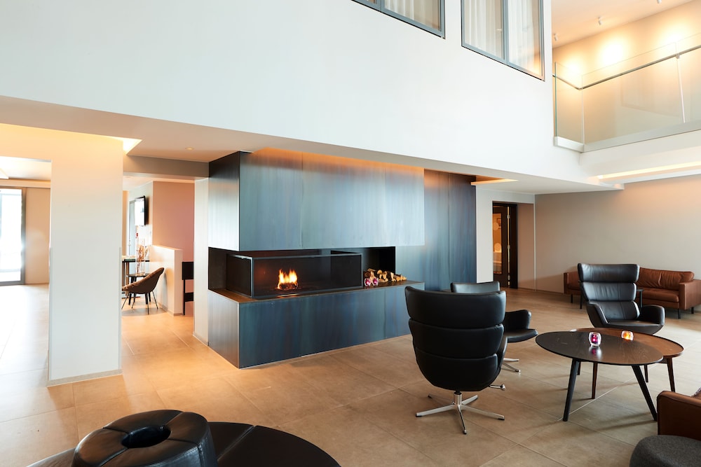 Fosshotel Husavik 44/50