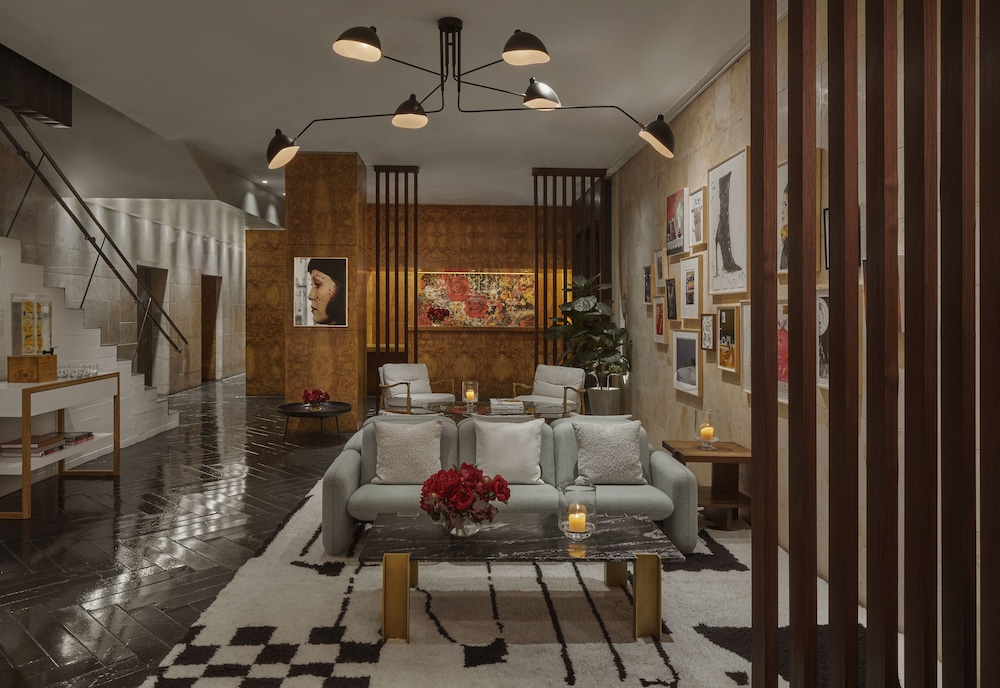 Sixty Beverly Hills 50/69