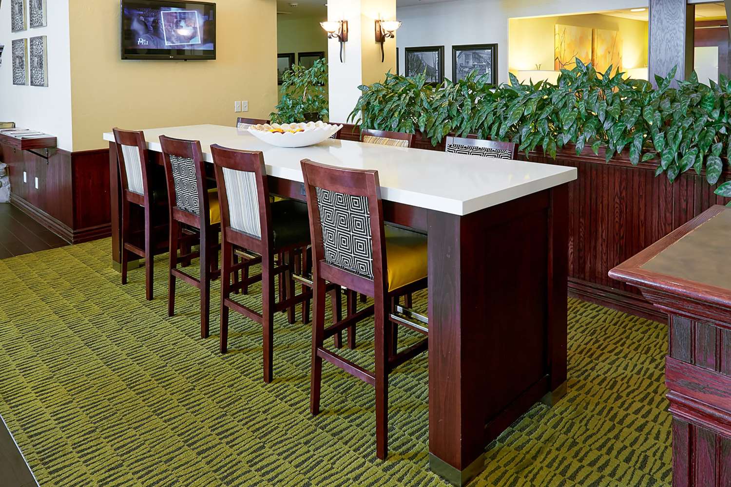 restaurant cafeteria
