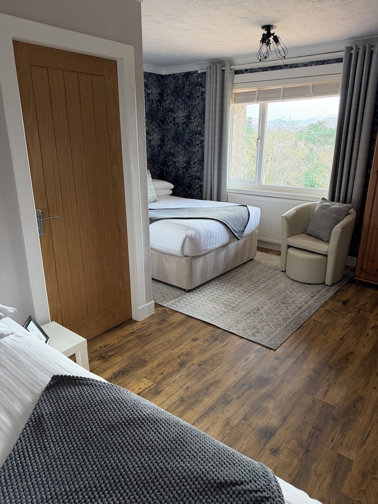 Room, 1 Double and 1 Single Bed