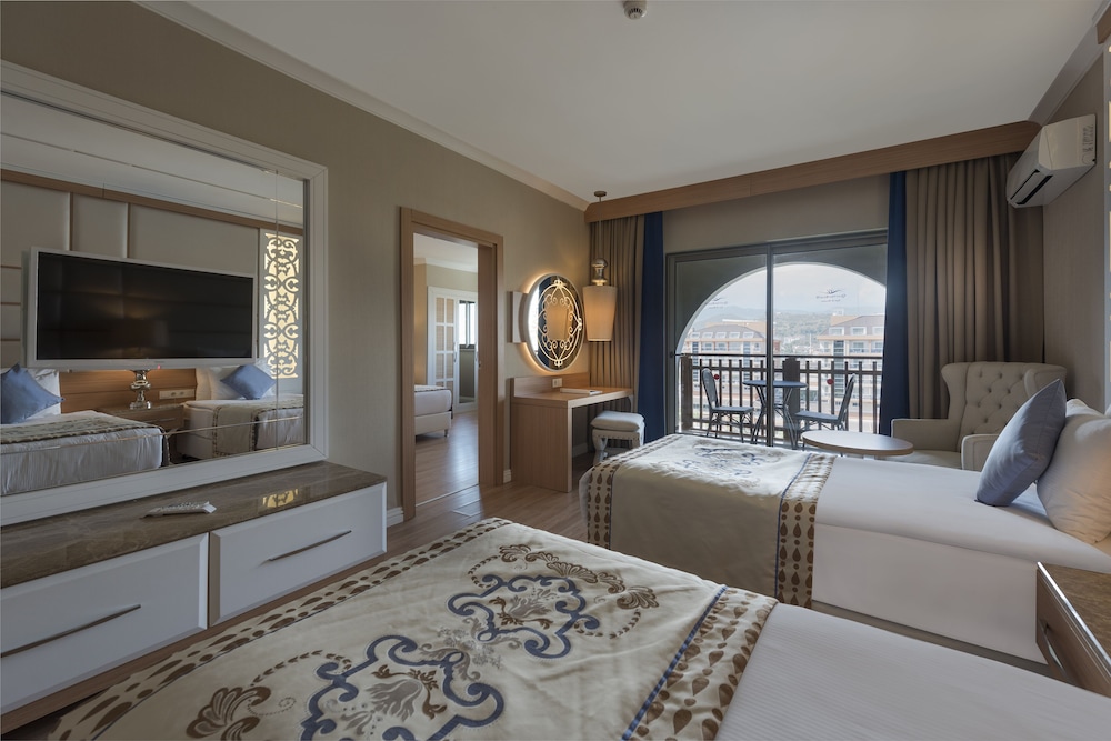Quattro Beach Spa &amp; Resort - All Inclusive 9/31