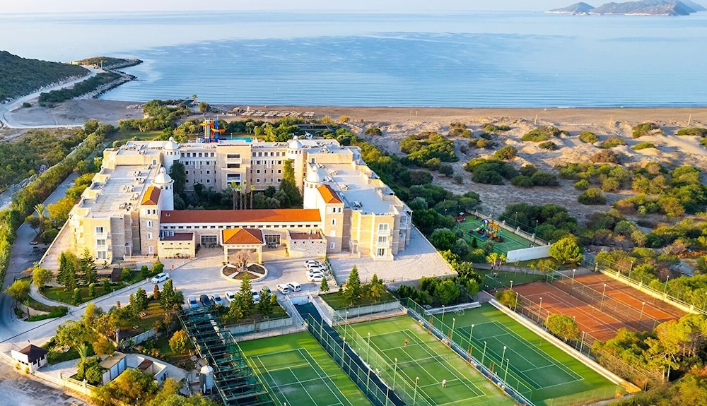 Andriake Beach Club Hotel 6/50