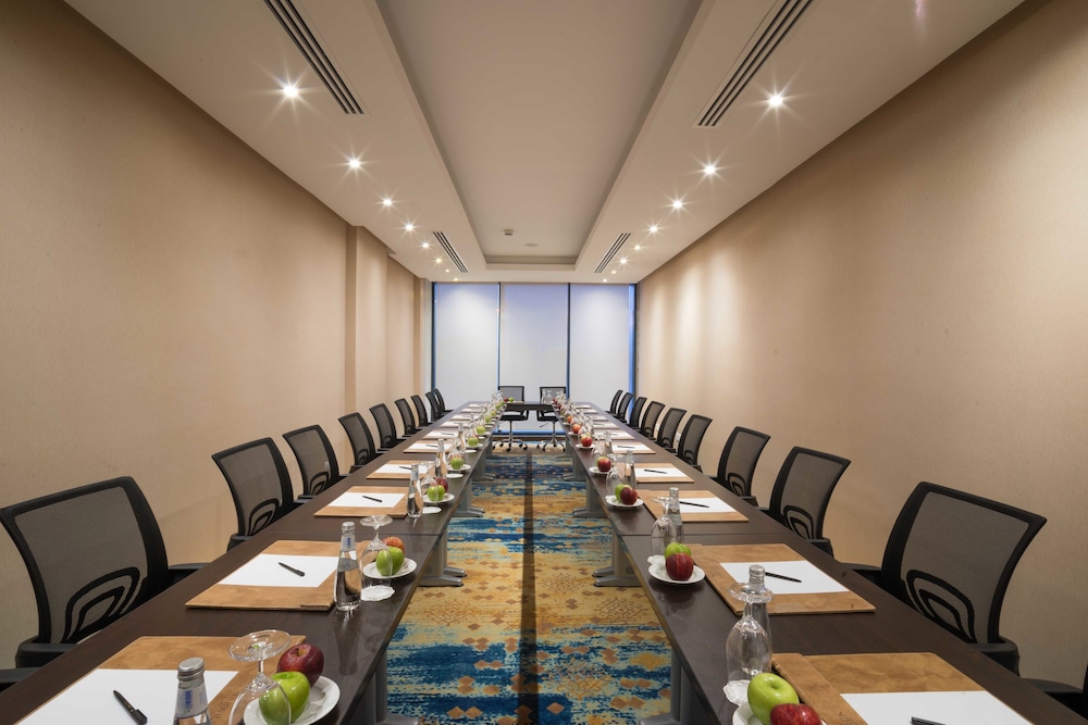 نافيتي ورويك الدمام(Naviti Warwick Dammam) 32/40