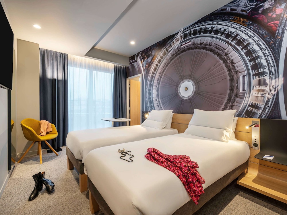 STANDARD, TWIN BEDS
