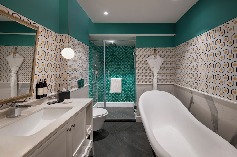 Grand Mercure Goa Candolim 55/58