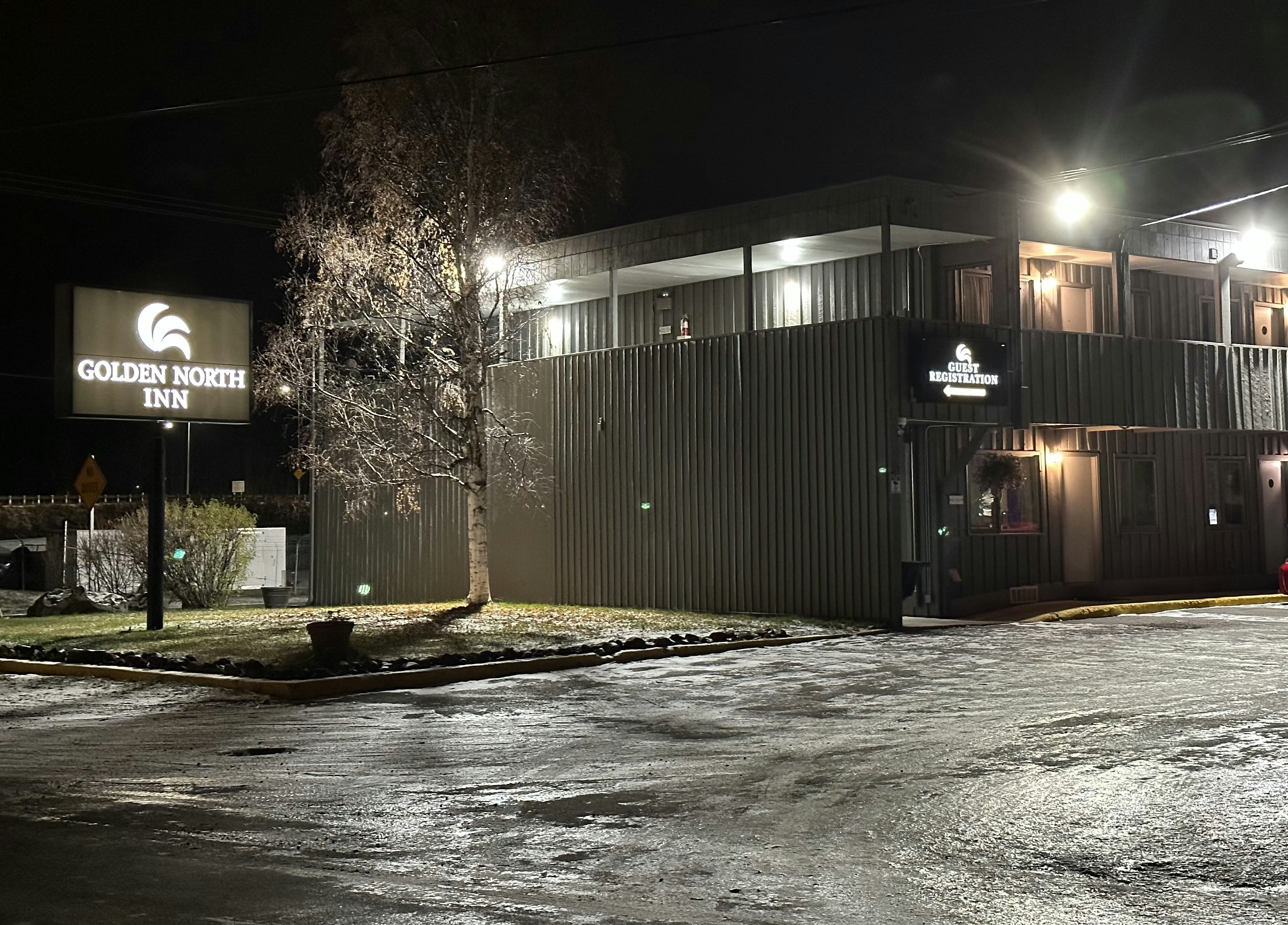 Golden North Inn 38/39