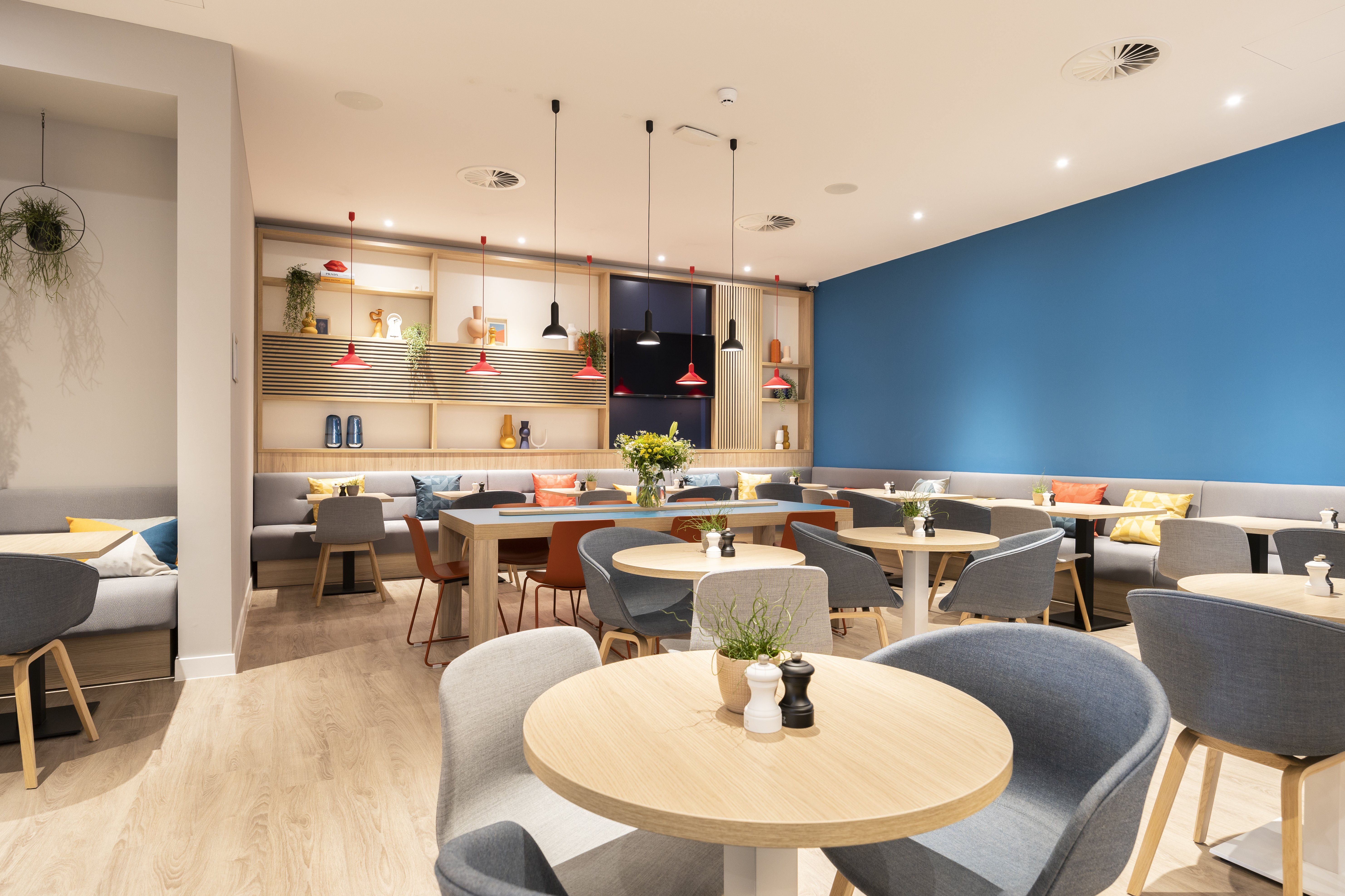 Holiday Inn Express Antwerp - City Centre, an IHG Hotel 20/28