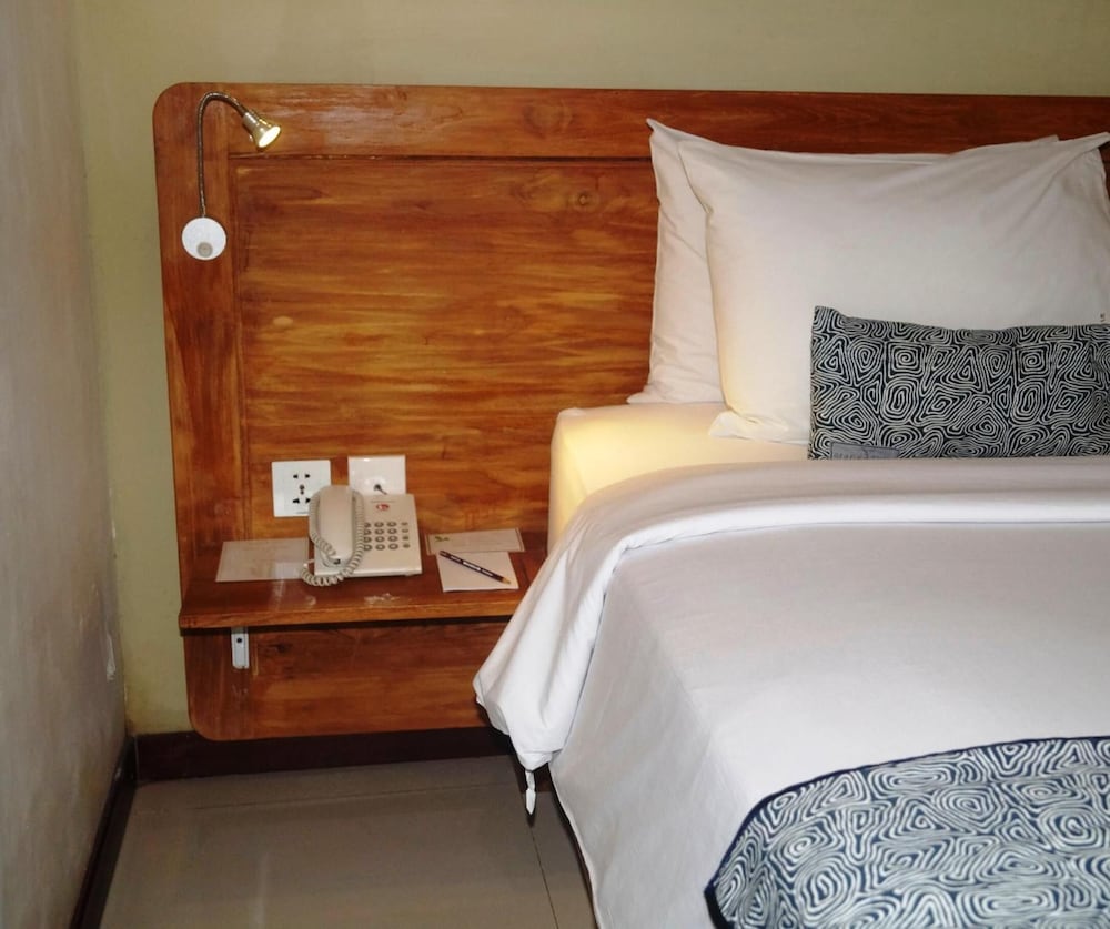 Arana Suite 26/71