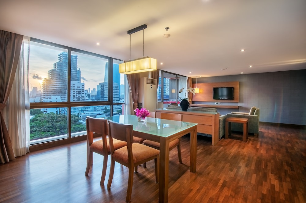 Bandara Silom Suites, Bangkok 58/78