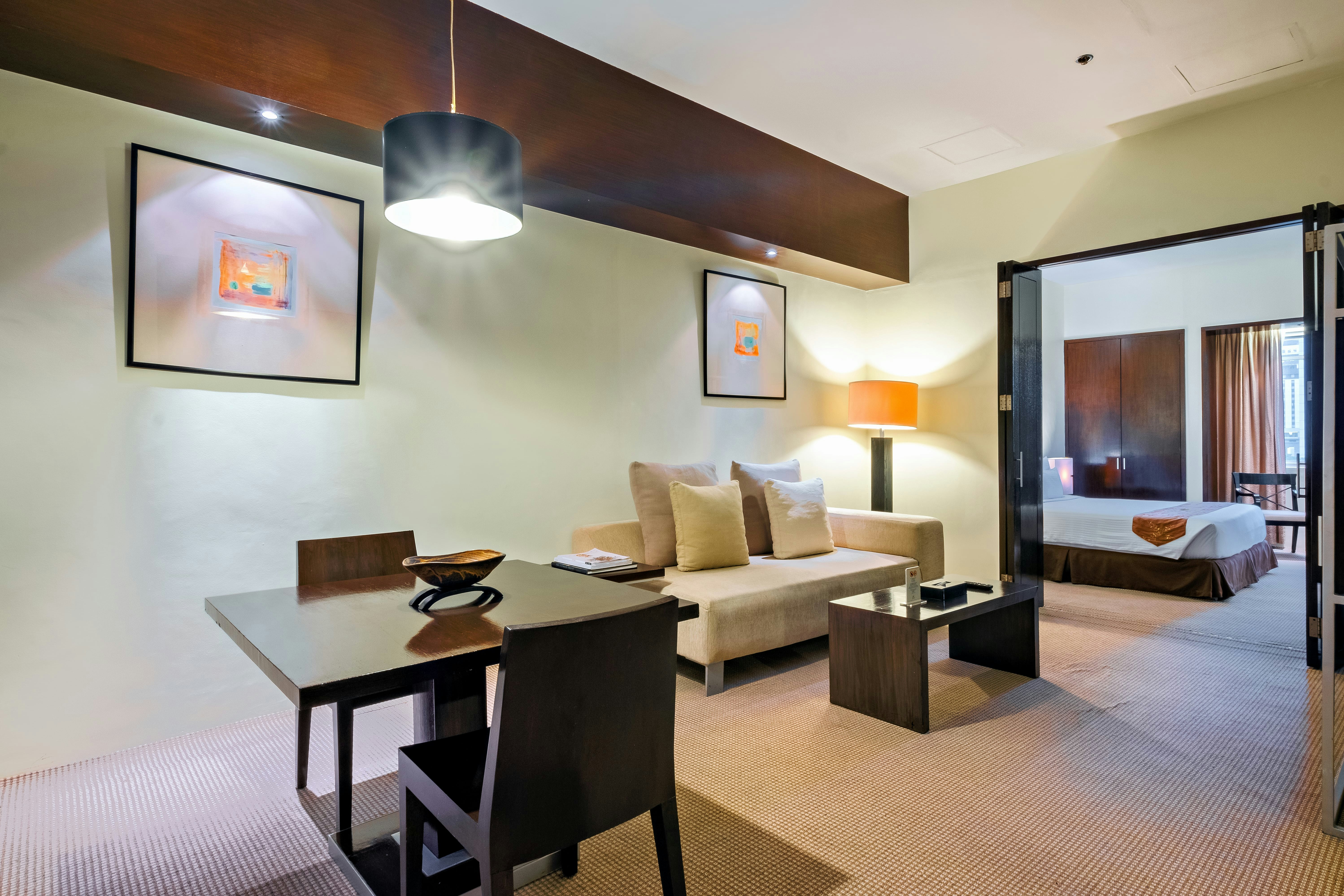 Waterfront Cebu City Hotel and Casino 25/38