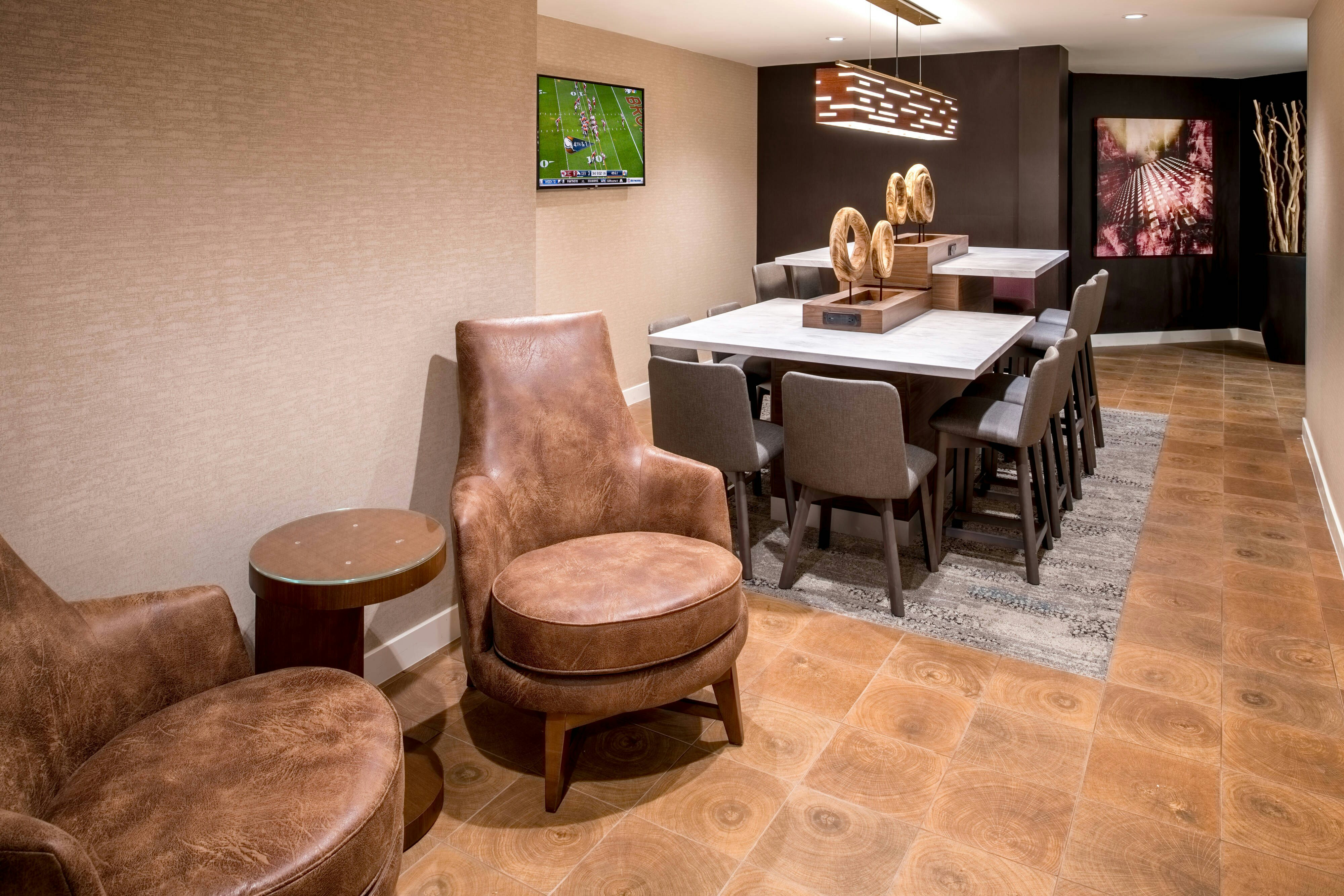 Courtyard By Marriott Portland North 15/17