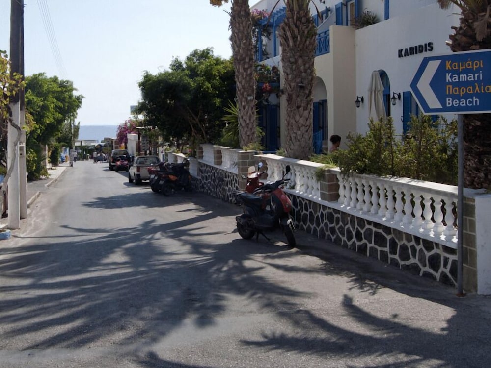 Karidis Hotel 39/48