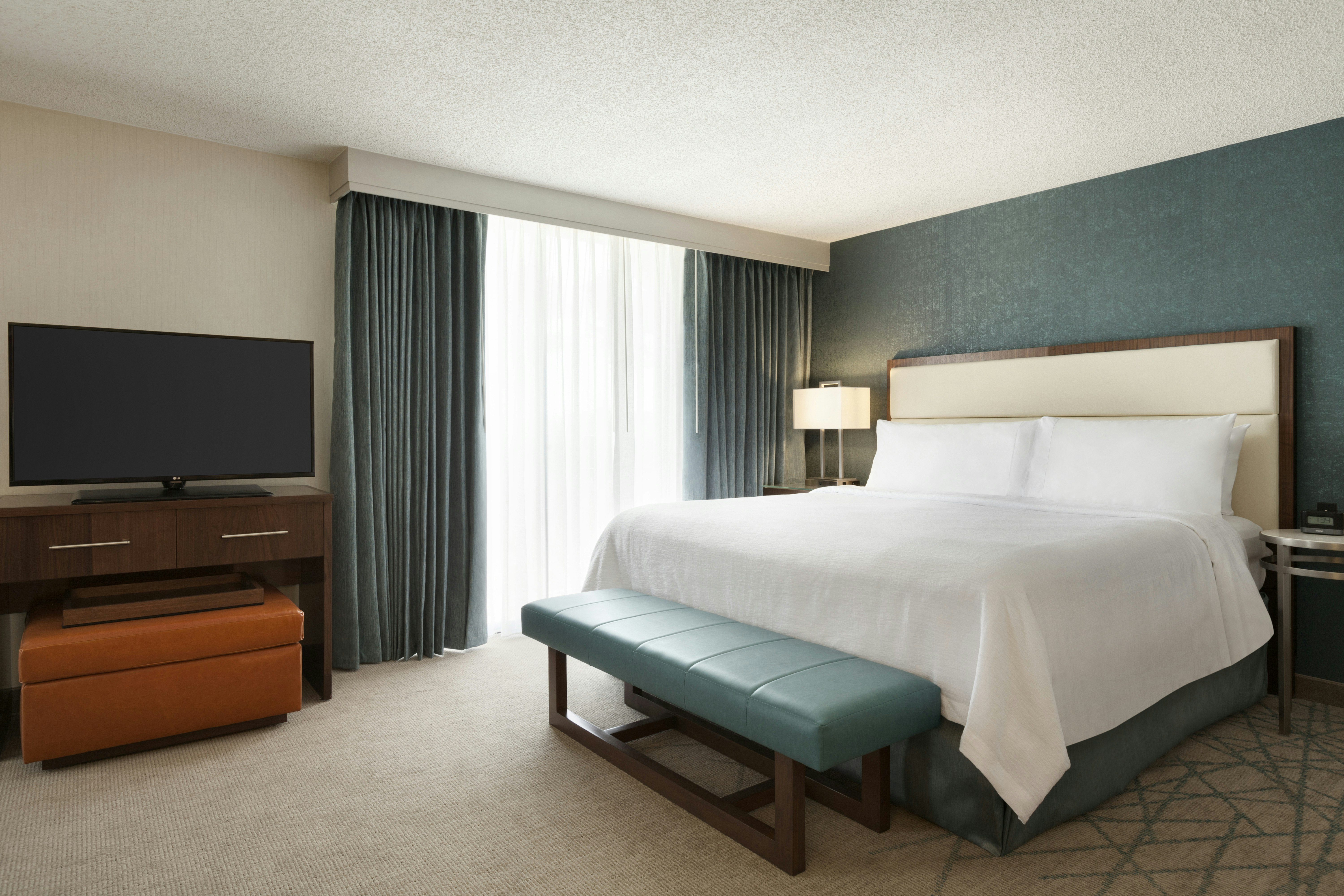Grand, Suite, King Bed