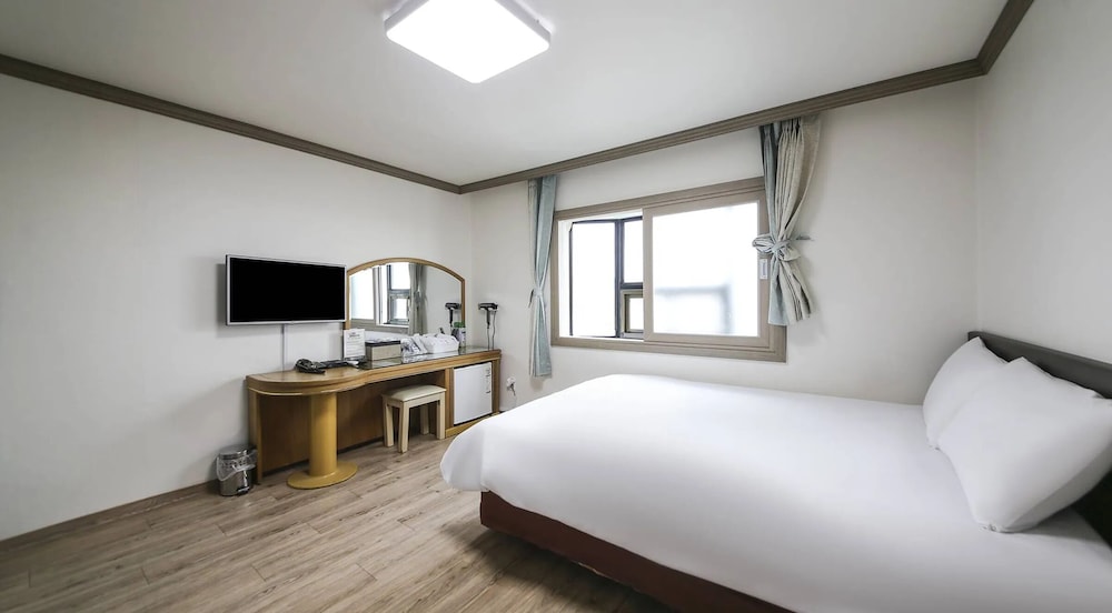 Jeju Top Island Pension 11/31