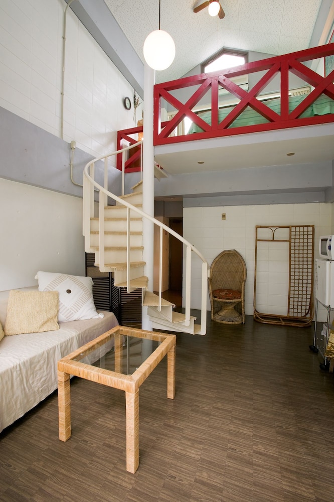 Surfside Bed & Breakfast 38/51