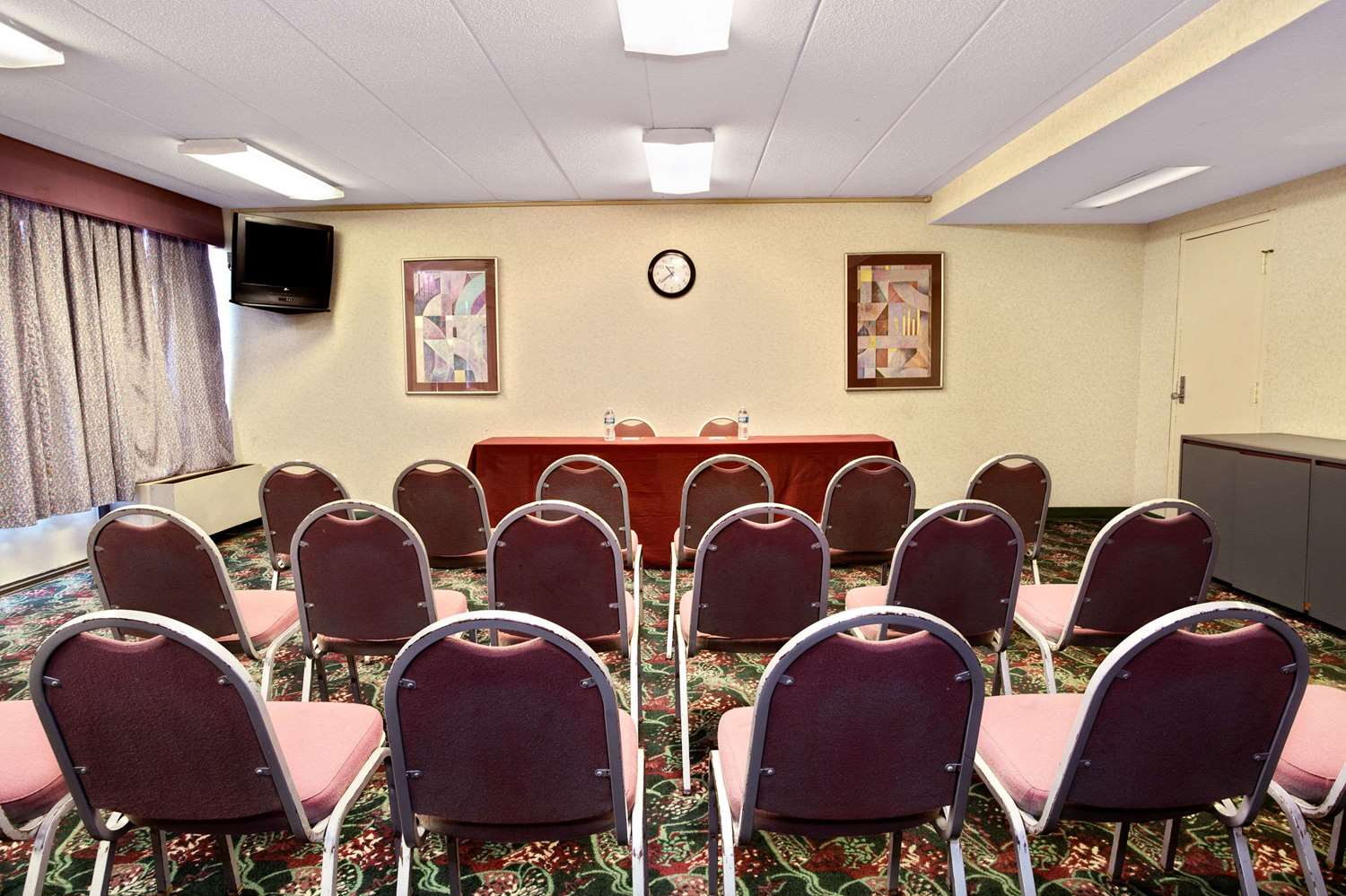 Days Inn By Wyndham Sharonville 29/38