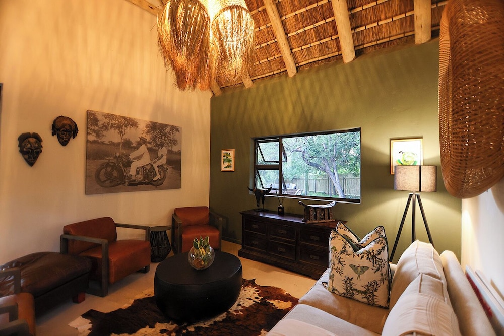Tomo Safari Lodge 30/50