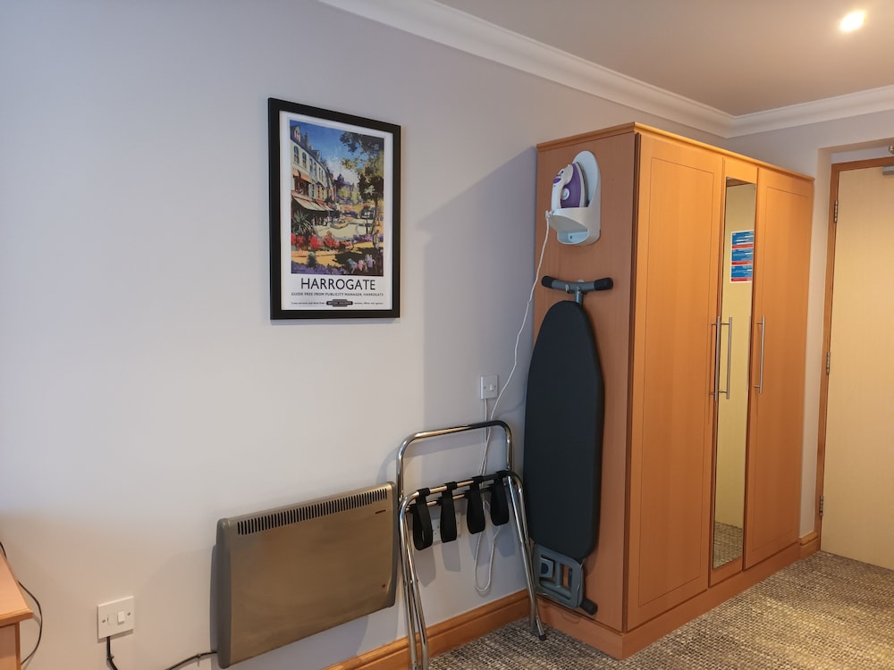 The Corn Mill Lodge Hotel 48/56