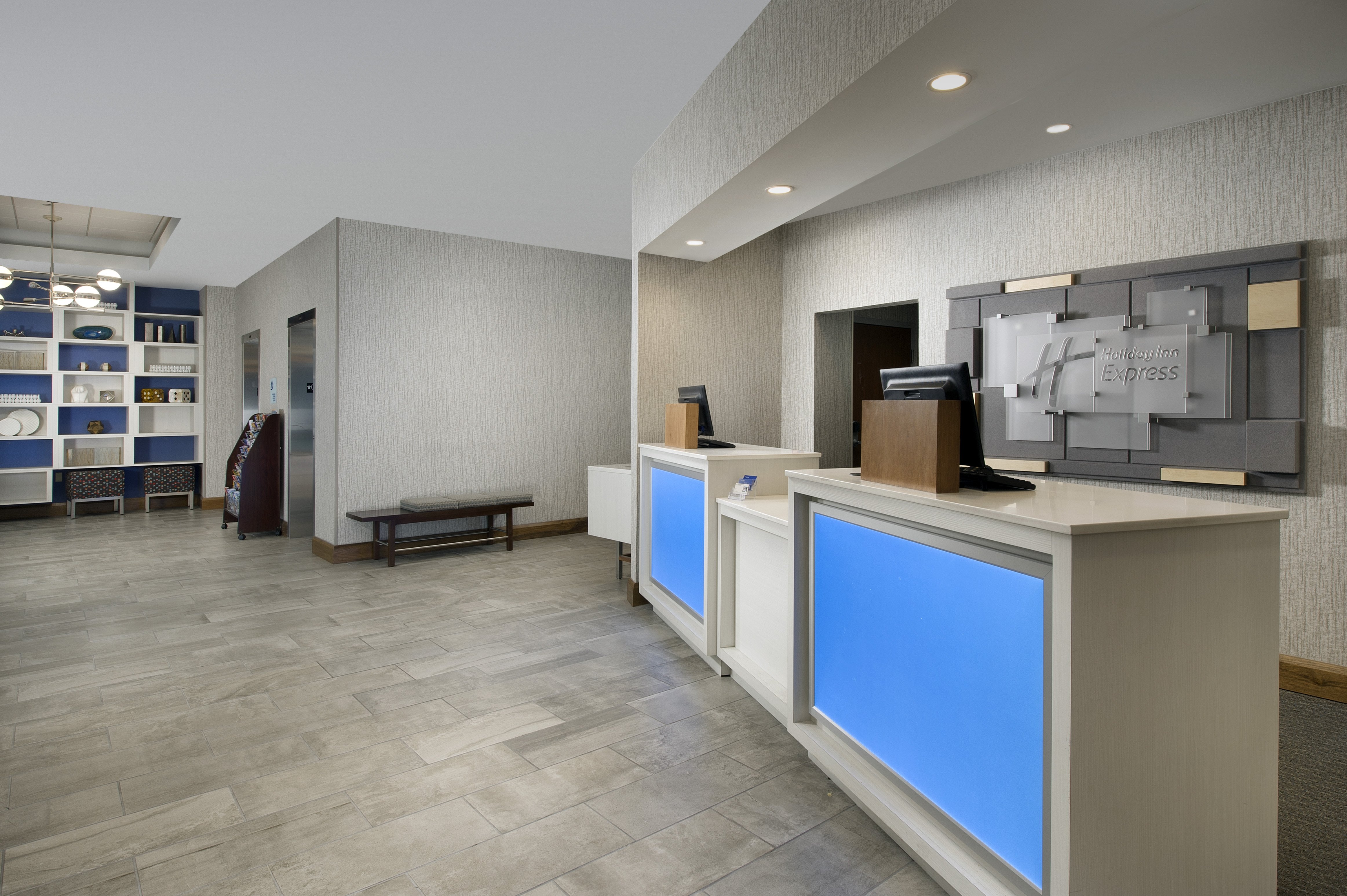 Holiday Inn Express Baltimore At the Stadiums 6/55