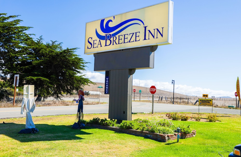Sea Breeze Inn 51/64
