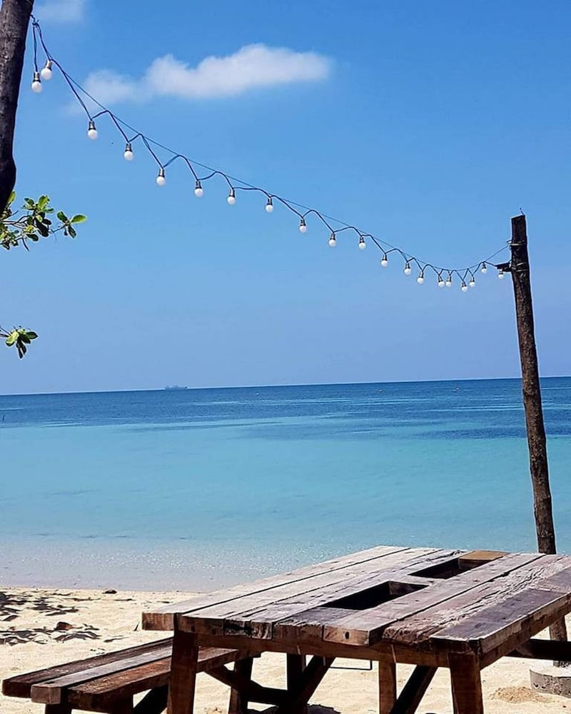 Crusoe Cabins Casobe 25/39