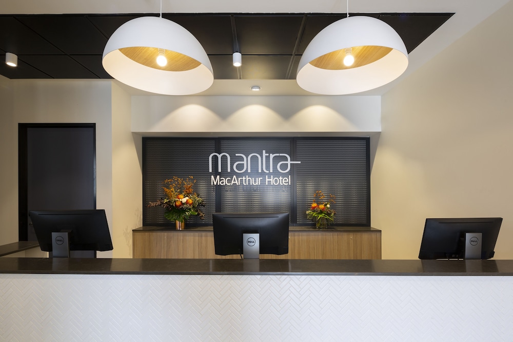 Mantra MacArthur Hotel 15/75