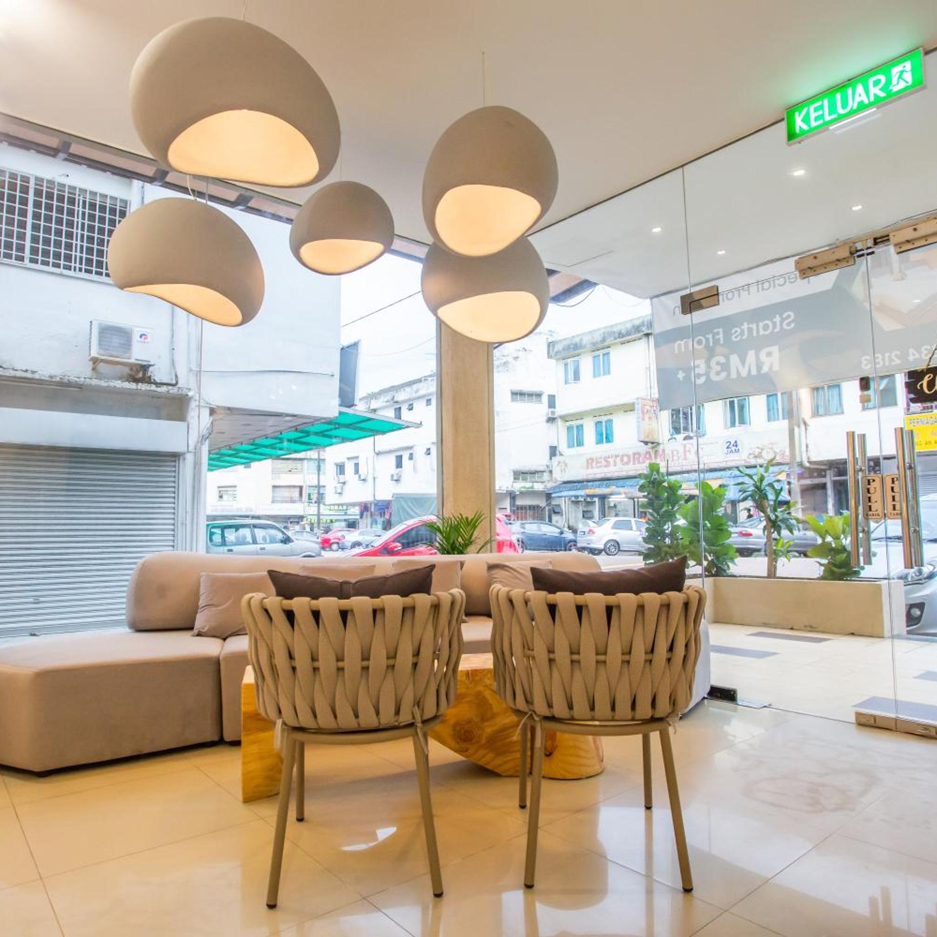 OYO 90028 Ragula Hotel 37/45