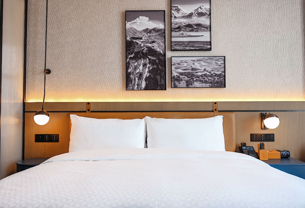 Four Points by Sheraton Urumqi 8/43