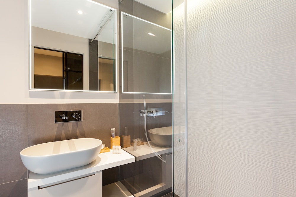 Easyhomes Duomo Suites and Apartments 31/38