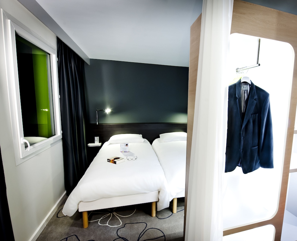 Ibis Styles Brest Centre Port 12/45