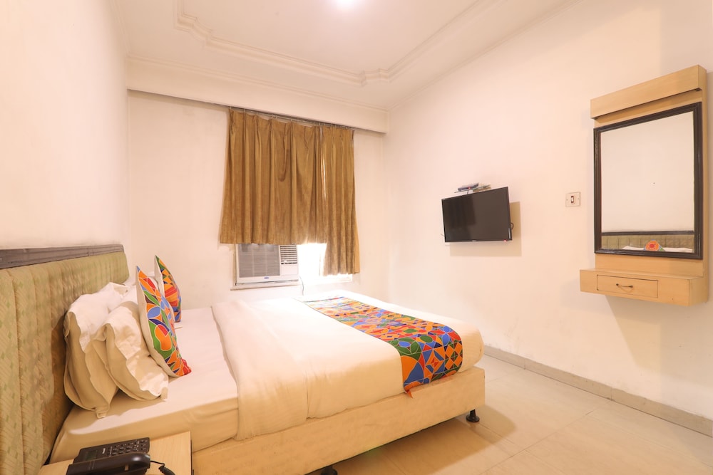 Mohan Hotel 13/33