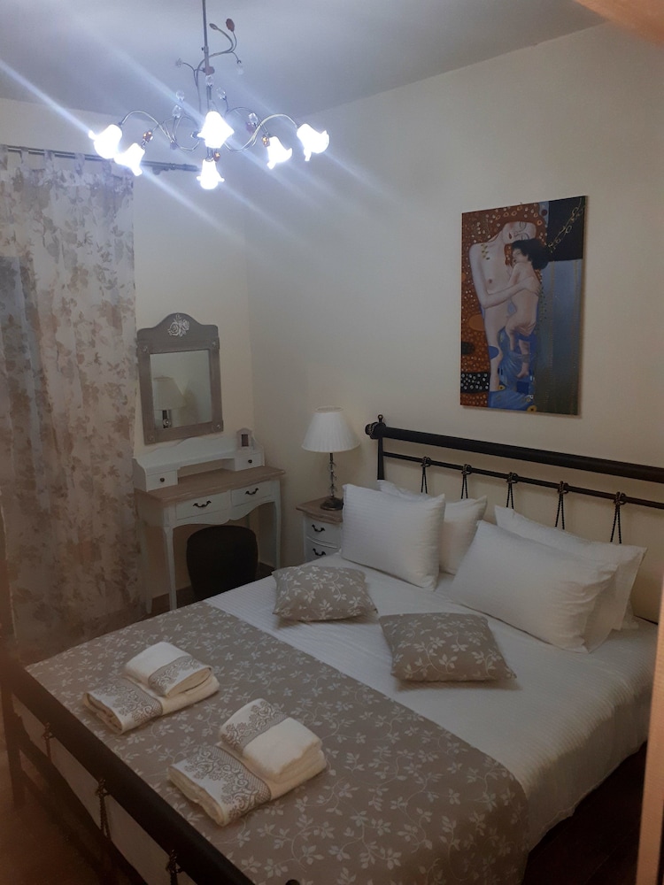 Luxury Retro Villas 18/54