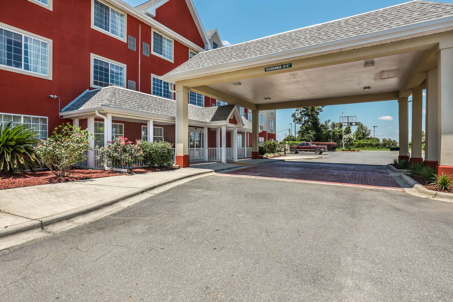 Econo Lodge Inn And Suites Marianna 10/13