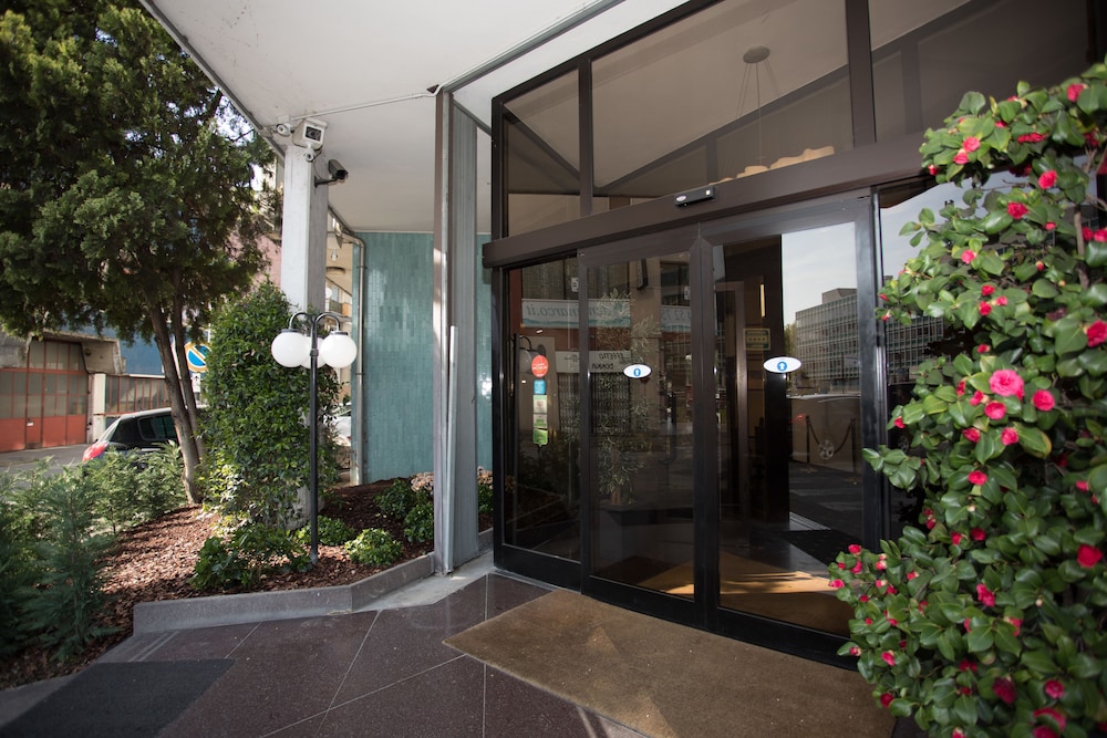 Lobby at iH Hotels Milano Eur - Trezzano sul Naviglio, TREZZANO SUL NAVIGLIO