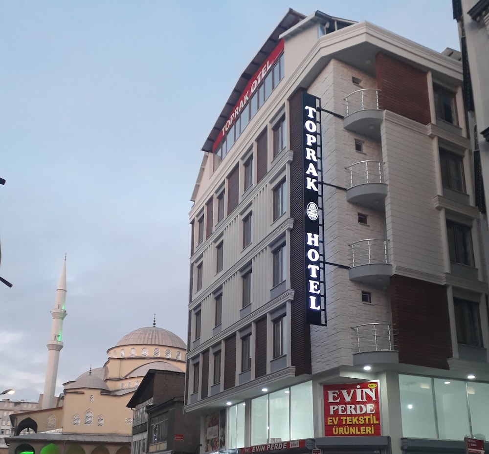 Toprak Hotel 2/22