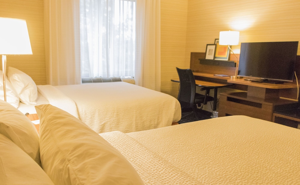 Fairfield Inn and Suites Barrie 14/28