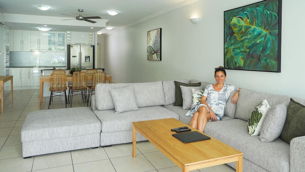 Waters Edge Apartments 32/50