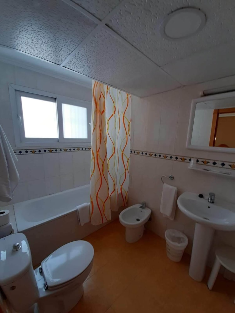 غرفة بسرير مزدوج بشرفة، Hotel Cano 8/9