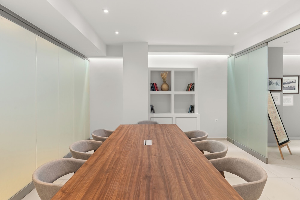 Gallery Central 46/60