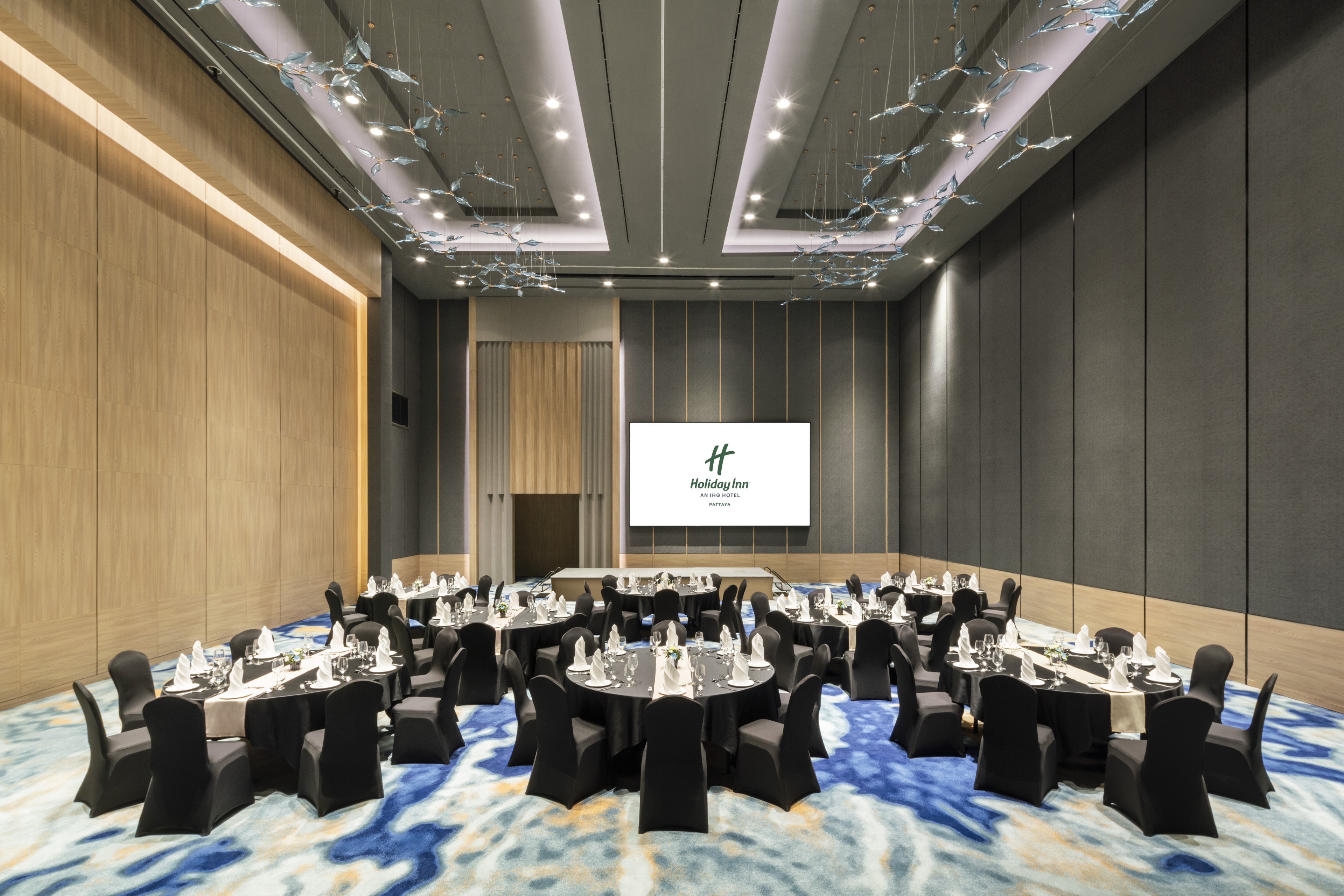 Holiday Inn Pattaya Hotel 71/83