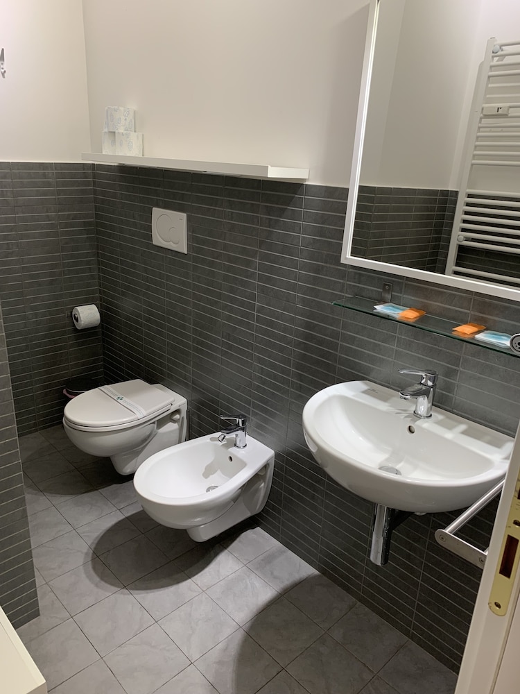 Tiburtina Suites 28/34
