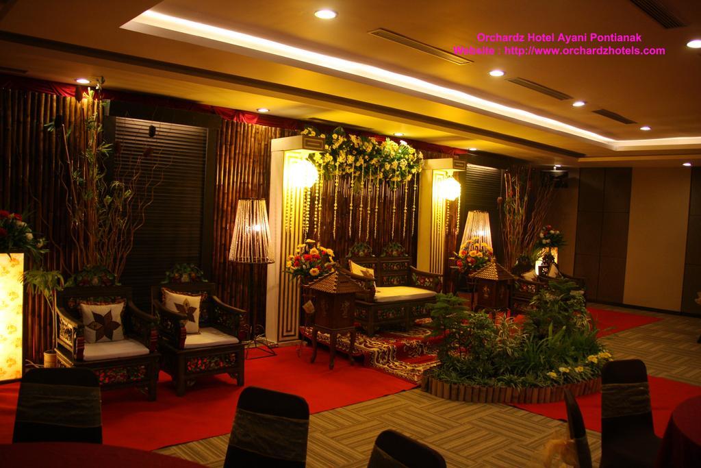 Orchardz Hotel Ayani 36/41