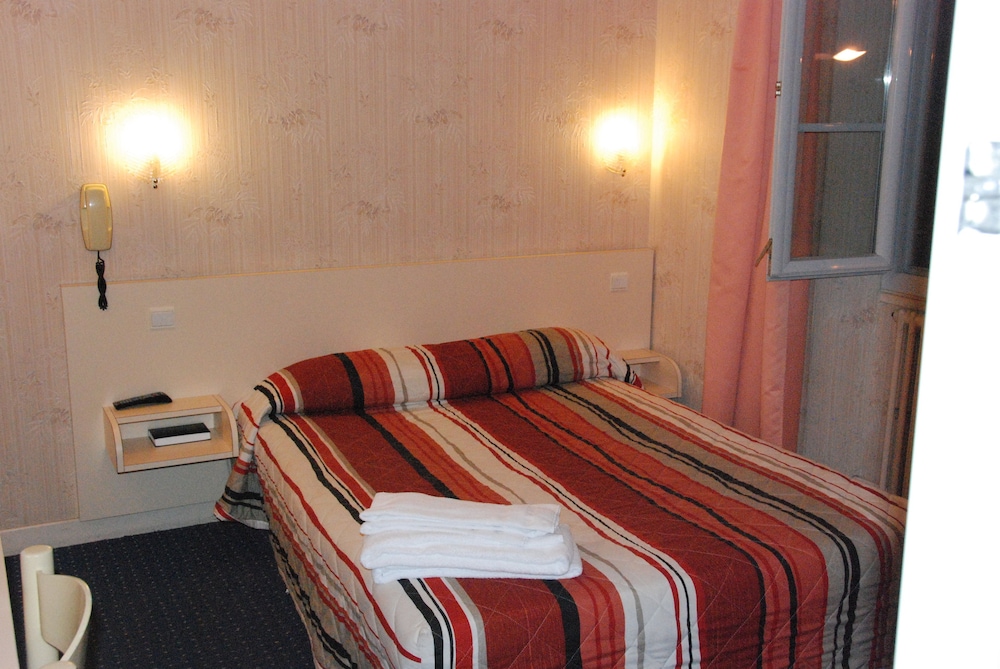 Hotel Acropolis 52/66