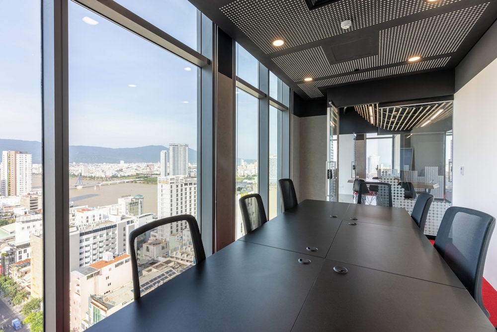Wink Hotel Da Nang Centre 25/50